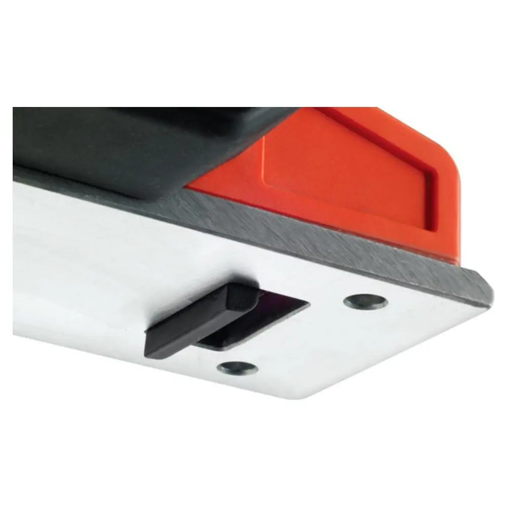 Фото 6 Рубанок сетевой Black&Decker KW750K-QS, 750 Вт, 82 мм Фото 6 Рубанок сетевой Black&Decker KW750K-QS, 750 Вт, 82 мм