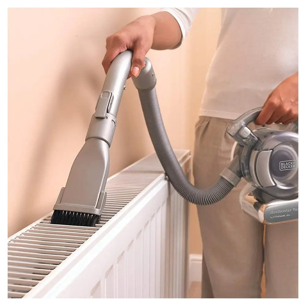 Фото 6 Аккумуляторный пылесос с гибким шлангом Black+Decker PD1820L Фото 6 Аккумуляторный пылесос с гибким шлангом Black+Decker PD1820L