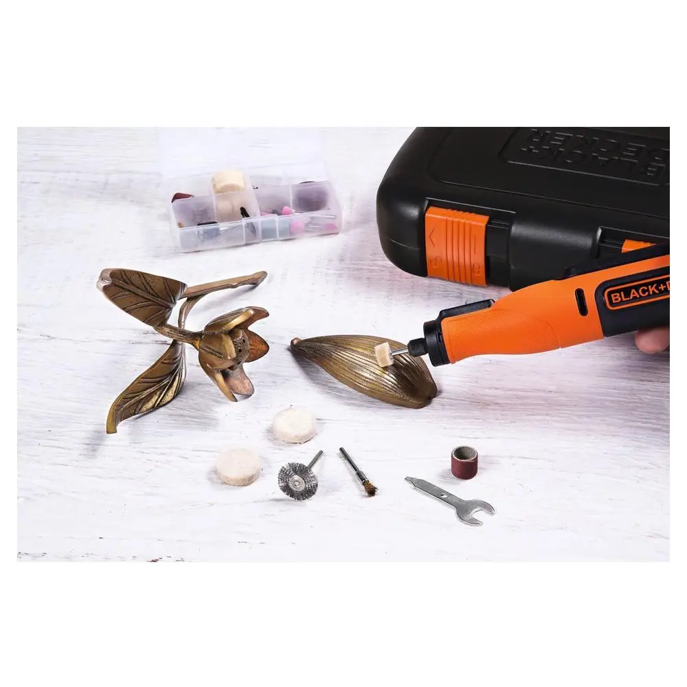 Фото 5 Гравер аккумуляторный BLACK+DECKER BCRT8IK 7.2 В Фото 5 Гравер аккумуляторный BLACK+DECKER BCRT8IK 7.2 В