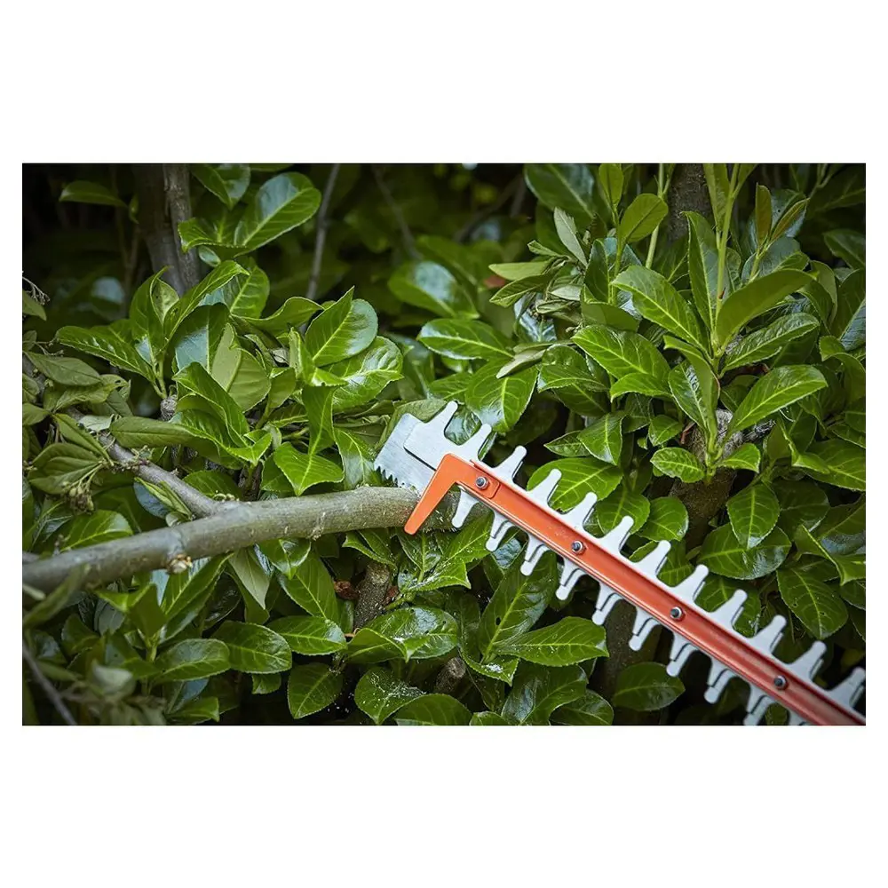 Фото 7 Кусторез BLACK+DECKER BCHTS3625L1-QW, 36В, 1300 ход/мин Фото 7 Кусторез BLACK+DECKER BCHTS3625L1-QW, 36В, 1300 ход/мин