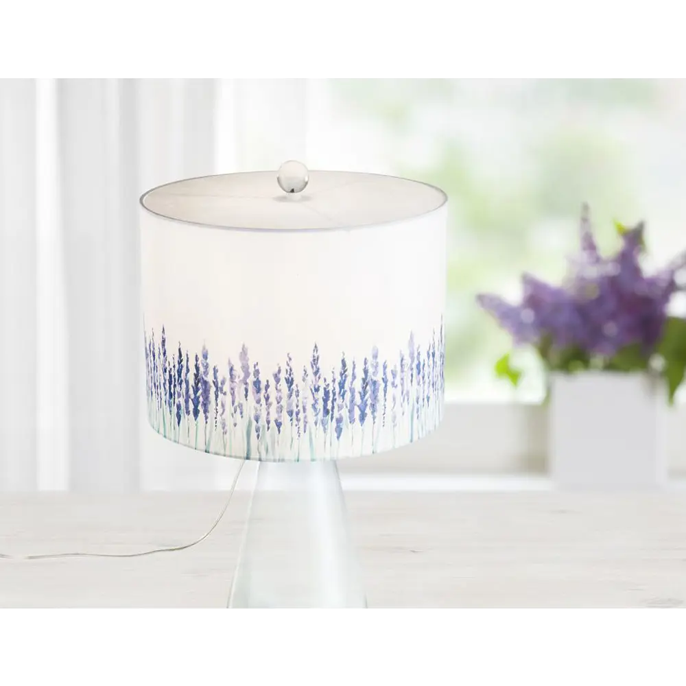 Фото 2 Лампа настольная рабочая Maytoni Lavender Z672TL-01TR цвет белый Фото 2 Лампа настольная рабочая Maytoni Lavender Z672TL-01TR цвет белый