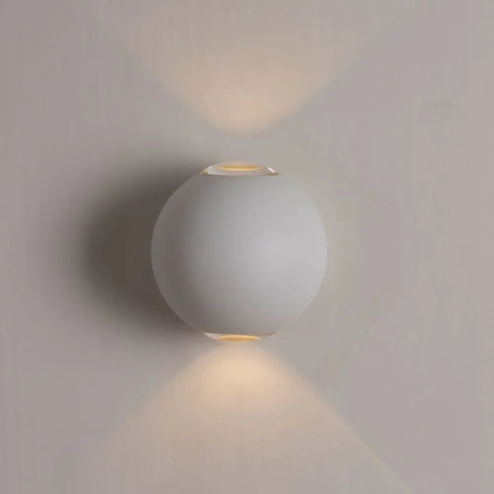 Фото 2 Светильник уличный светодиодный Arte Lamp Conrad A1544AL-2WH IP54 Фото 2 Светильник уличный светодиодный Arte Lamp Conrad A1544AL-2WH IP54