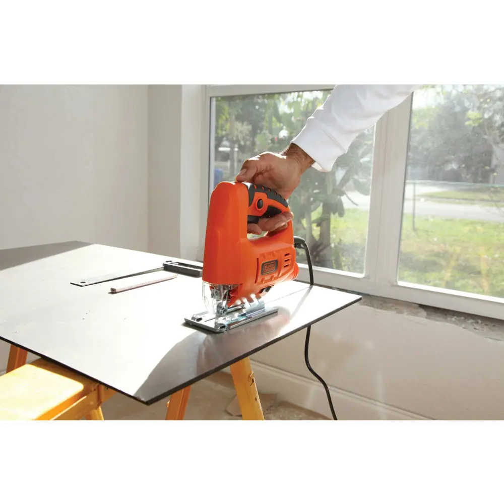 Фото 21 Лобзик сетевой Black&Decker JS20, 400 Вт Фото 21 Лобзик сетевой Black&Decker JS20, 400 Вт