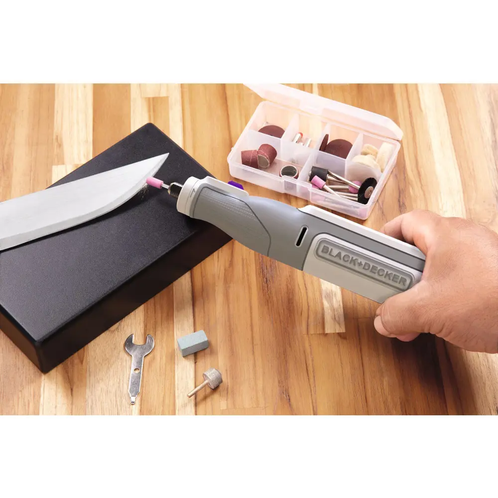 Фото 9 Гравер аккумуляторный Black&Decker BCRT8IPETK, 7.2 В Li-ion 1.5 Ач, Фото 9 Гравер аккумуляторный Black&Decker BCRT8IPETK, 7.2 В Li-ion 1.5 Ач,