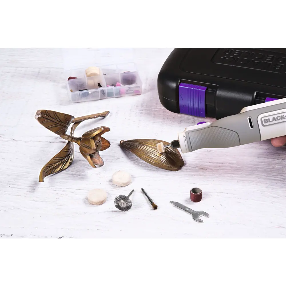 Фото 10 Гравер аккумуляторный Black&Decker BCRT8IPETK, 7.2 В Li-ion 1.5 Ач, Фото 10 Гравер аккумуляторный Black&Decker BCRT8IPETK, 7.2 В Li-ion 1.5 Ач,