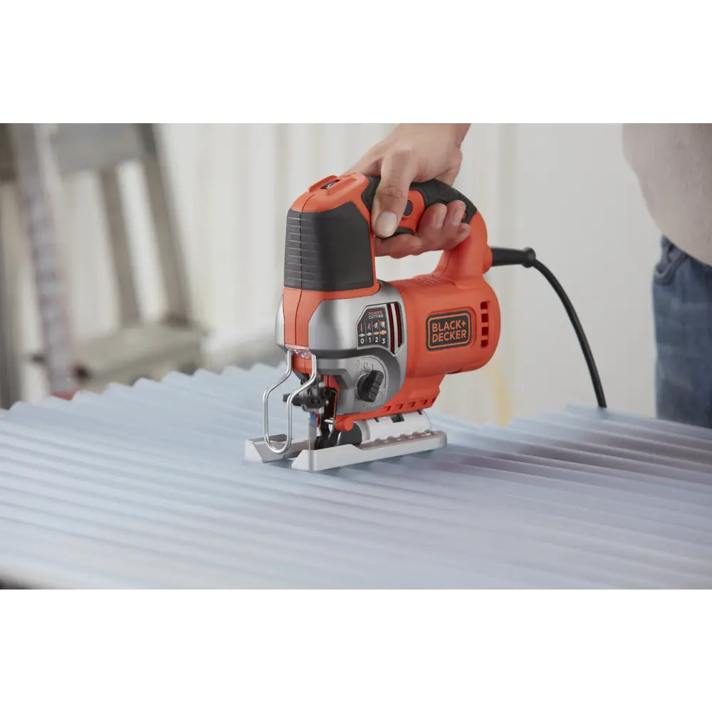 Фото 12 Лобзик Black&Decker BES610, 650 Вт Фото 12 Лобзик Black&Decker BES610, 650 Вт