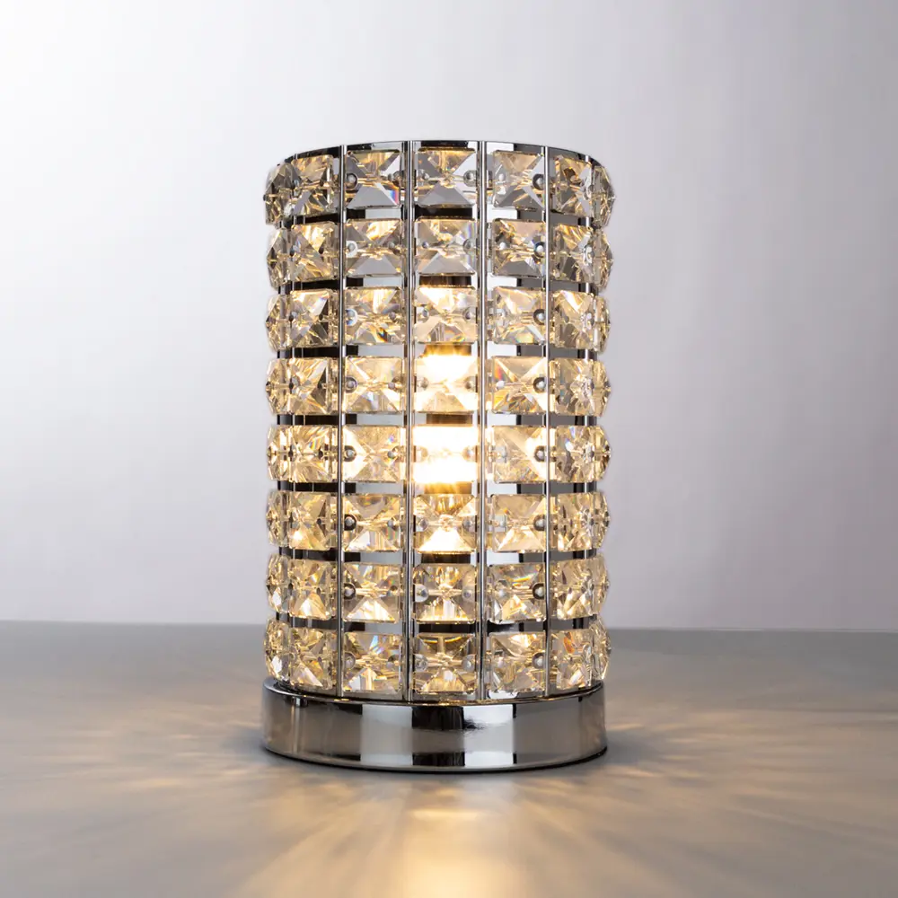 Фото 2 Настольная лампа ARTE LAMP A4017LT-1CC цвет хром Фото 2 Настольная лампа ARTE LAMP A4017LT-1CC цвет хром
