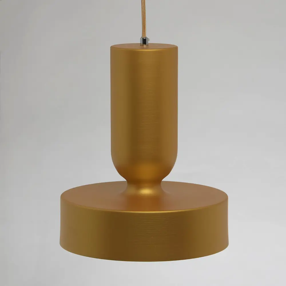 Фото 4 Люстра потолочная MW 715010301 1 лампа 2 м² цвет золотой Фото 4 Люстра потолочная MW 715010301 1 лампа 2 м² цвет золотой