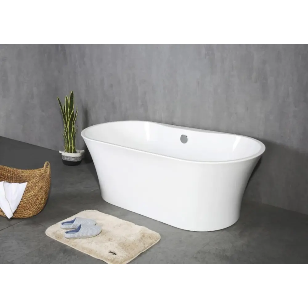 Фото Отдельностоящая ванна Belbagno BB201-1500-800 акрил 150х80см Фото Отдельностоящая ванна Belbagno BB201-1500-800 акрил 150х80см