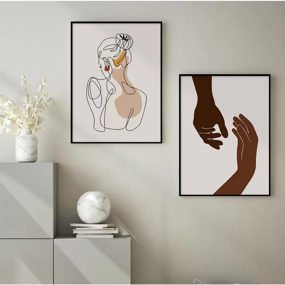 Фото Набор постеров 28 картин "Две руки, силуэт на бежевом фоне" 70x50 см 2 шт в подарочном тубусе Фото Набор постеров 28 картин "Две руки, силуэт на бежевом фоне" 70x50 см 2 шт в подарочном тубусе