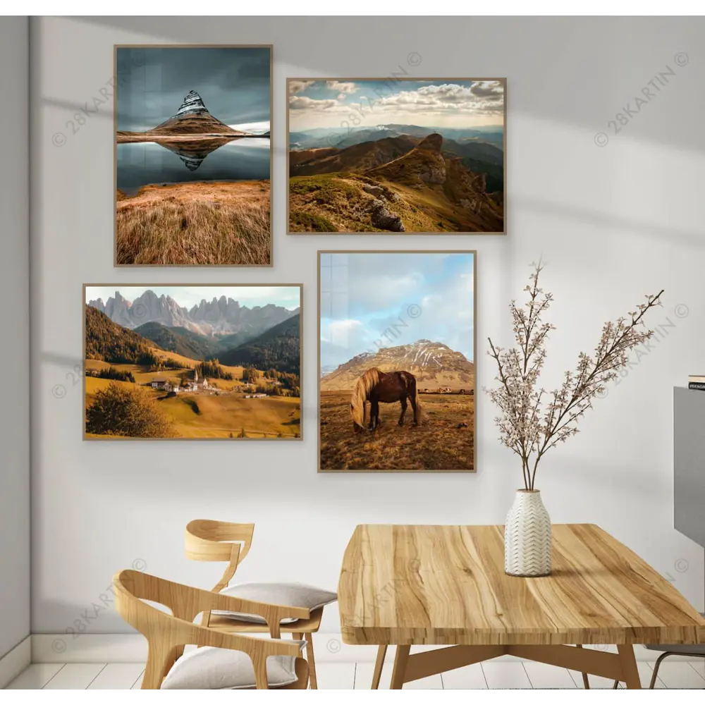 Фото Набор постеров 4 шт 28 картин "Конь в поле" 95x95 см в тубусе без рамы для интерьера Фото Набор постеров 4 шт 28 картин "Конь в поле" 95x95 см в тубусе без рамы для интерьера