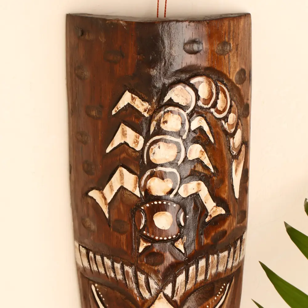 Фото 2 Панно-маска настенная "Абориген и скорпион" 30x10x4 см Фото 2 Панно-маска настенная "Абориген и скорпион" 30x10x4 см