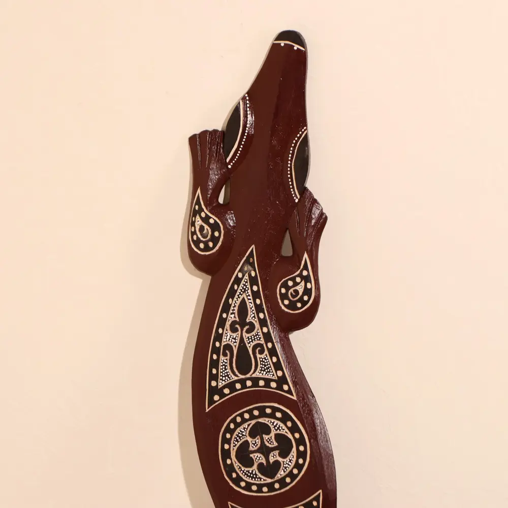 Фото 2 Панно настенное "Геккон коричневый с черно-белым узором" 1.5x15x100 см Фото 2 Панно настенное "Геккон коричневый с черно-белым узором" 1.5x15x100 см