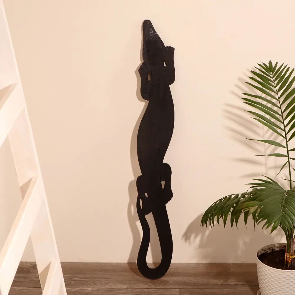 Фото 4 Панно настенное "Геккон коричневый с черно-белым узором" 1.5x15x100 см Фото 4 Панно настенное "Геккон коричневый с черно-белым узором" 1.5x15x100 см