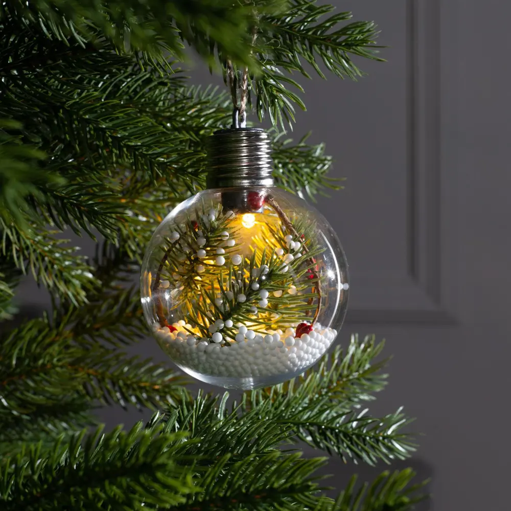 Фото Елочный шар Luazon lighting 4357251 Isnl-070 8 см металл, пластик бесцветный/прозрачный Фото Елочный шар Luazon lighting 4357251 Isnl-070 8 см металл, пластик бесцветный/прозрачный