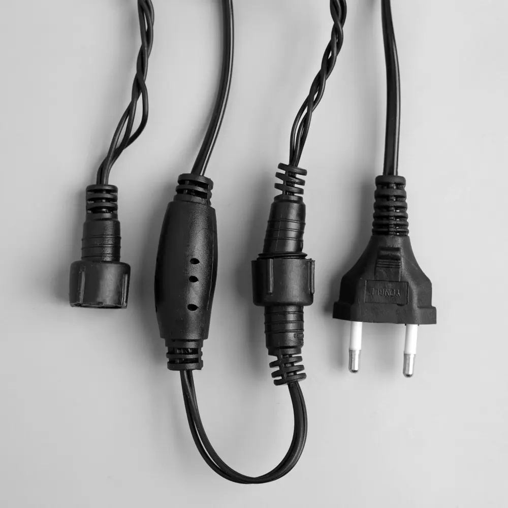 Фото 4 Электрогирлянда универсальная Luazon lighting 671657 нить 10 м 100 ламп бесцветный 8 режимов работы Фото 4 Электрогирлянда универсальная Luazon lighting 671657 нить 10 м 100 ламп бесцветный 8 режимов работы