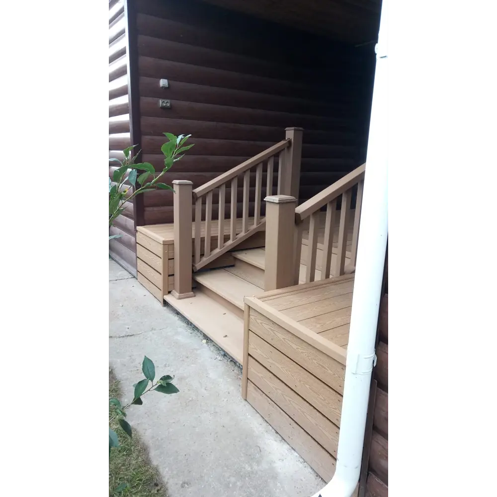 Фото 7 Ступень ДПК CM Decking цвет дуб 25x345x3000 мм Фото 7 Ступень ДПК CM Decking цвет дуб 25x345x3000 мм