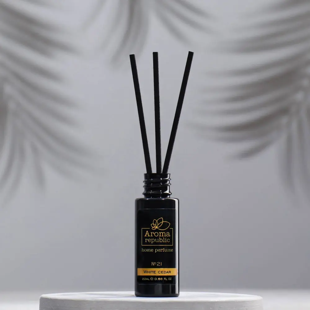 Фото 2 Диффузор ароматический Aroma Republic 20мл White cedar Фото 2 Диффузор ароматический Aroma Republic 20мл White cedar