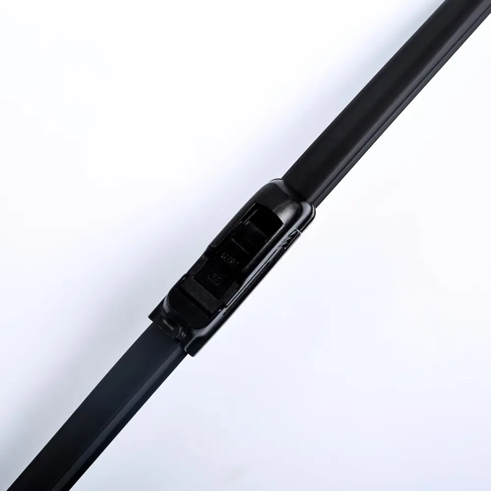 Фото 2 Щетка стеклоочистителя CARFASHION 3041570 бескаркасная Фото 2 Щетка стеклоочистителя CARFASHION 3041570 бескаркасная