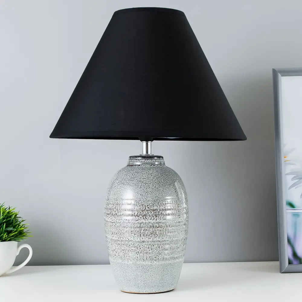 Фото Настольная лампа RISALUX 6249055 16592 F761TT-1469 цвет серый Фото Настольная лампа RISALUX 6249055 16592 F761TT-1469 цвет серый