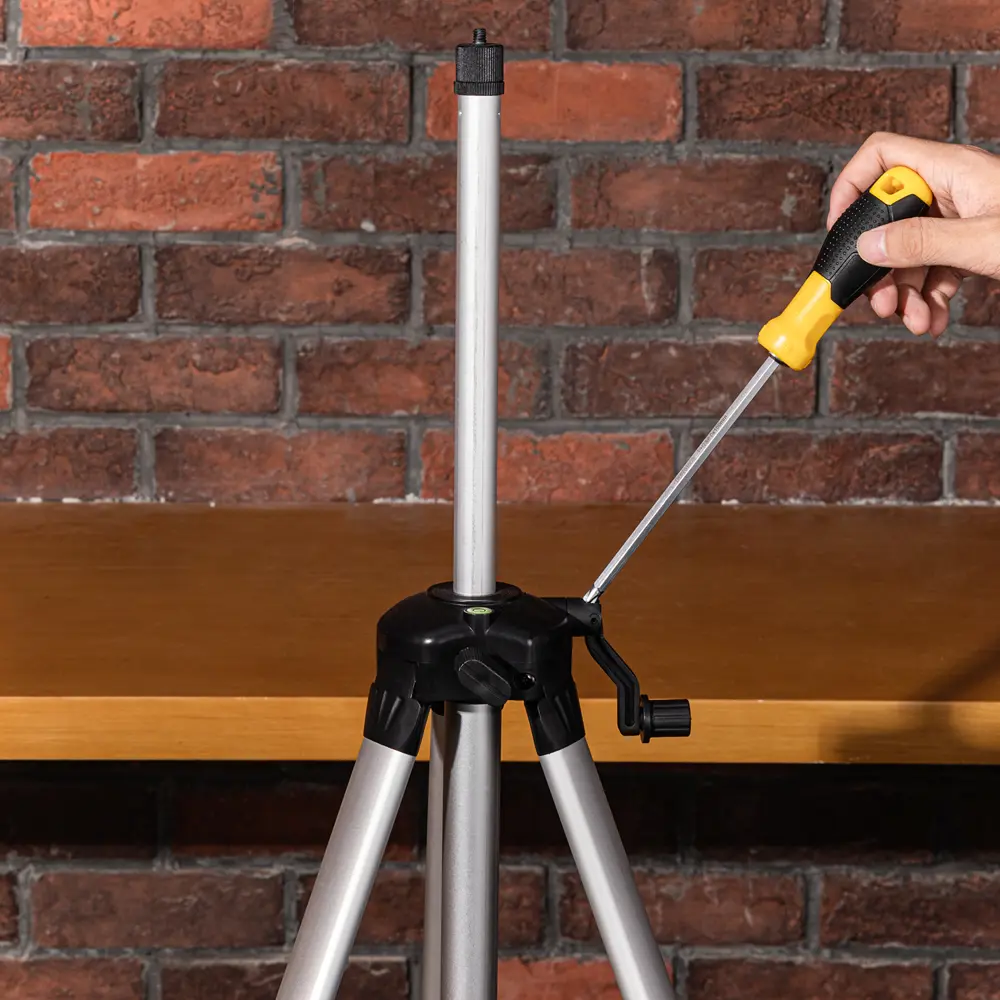 Фото 6 Отвертка двухсторонняя Deli Tools DL626150S, PH2/SL6x150 мм Фото 6 Отвертка двухсторонняя Deli Tools DL626150S, PH2/SL6x150 мм