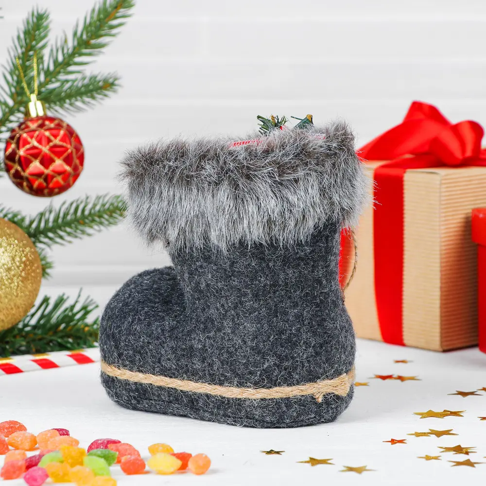 Фото 3 Конфетница Страна Карнавалия 3340314 Сапожок с бантиком на завязках вместимость 400 г цвет чёрный