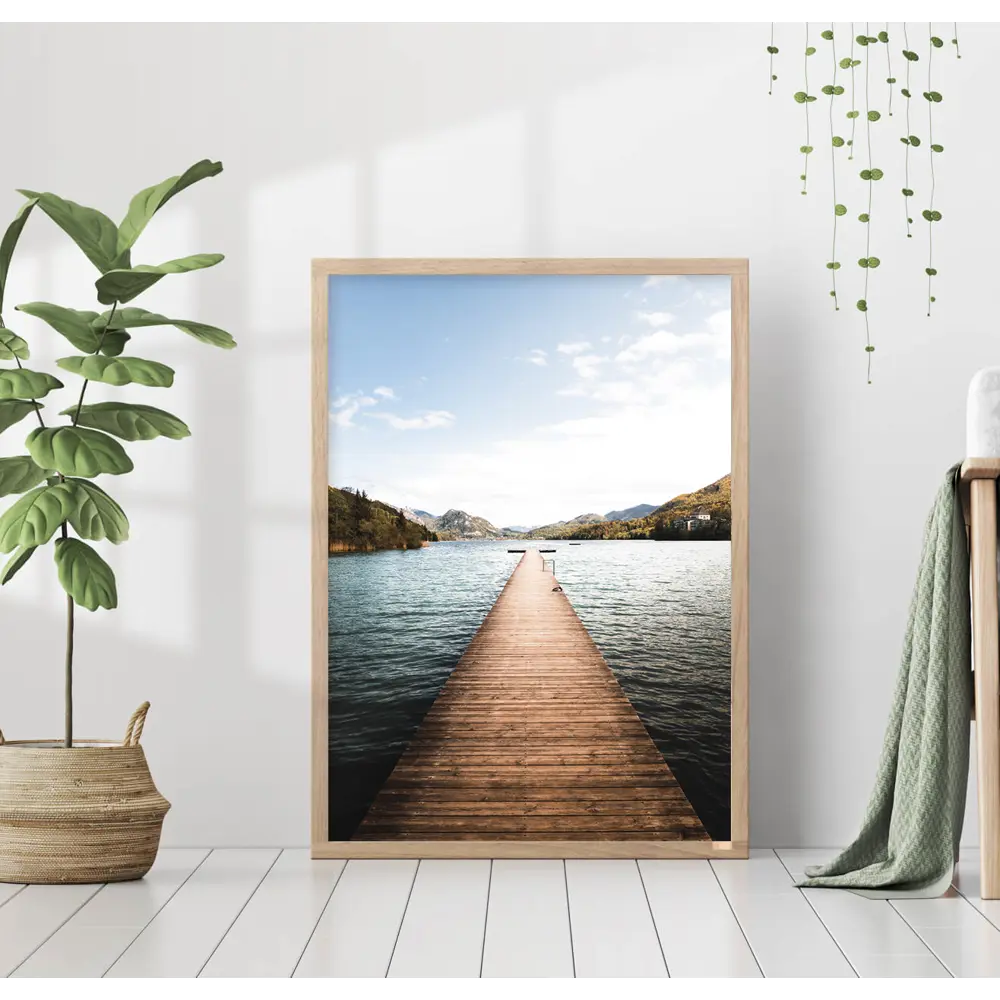 Фото Постер 28 картин "Деревянный мостик в озеро" 40x50 см, в подарочном тубусе без рамы Фото Постер 28 картин "Деревянный мостик в озеро" 40x50 см, в подарочном тубусе без рамы