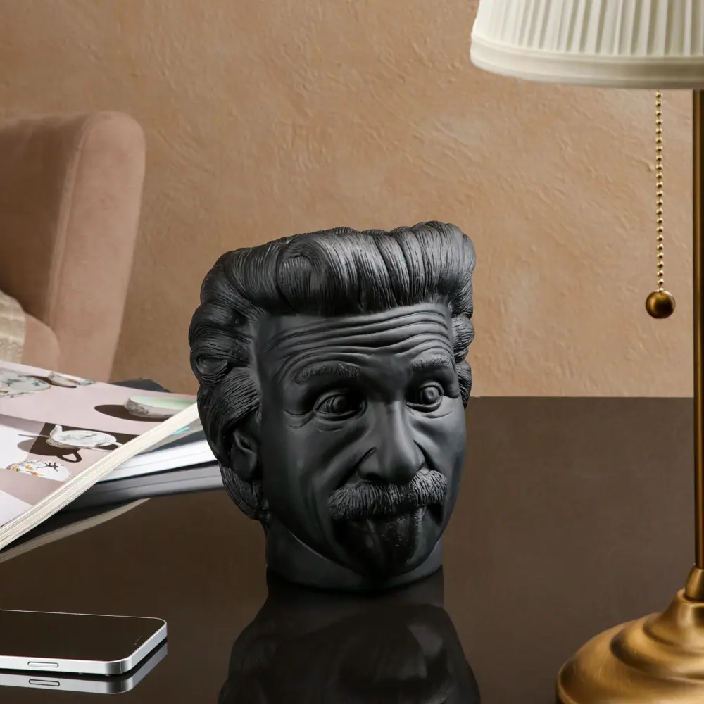 Фото 4 Кашпо Головы известных людей Nana ceramics 17 см 21 см 5 л керамика черное Фото 4 Кашпо Головы известных людей Nana ceramics 17 см 21 см 5 л керамика черное