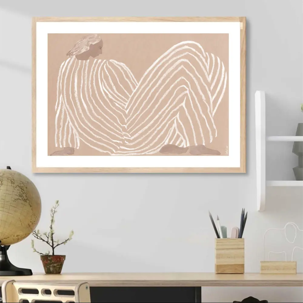 Фото Постер 28 картин "София линд - девушка в пижаме рисунок" 40x50 см в подарочном тубусе без рамы Фото Постер 28 картин "София линд - девушка в пижаме рисунок" 40x50 см в подарочном тубусе без рамы