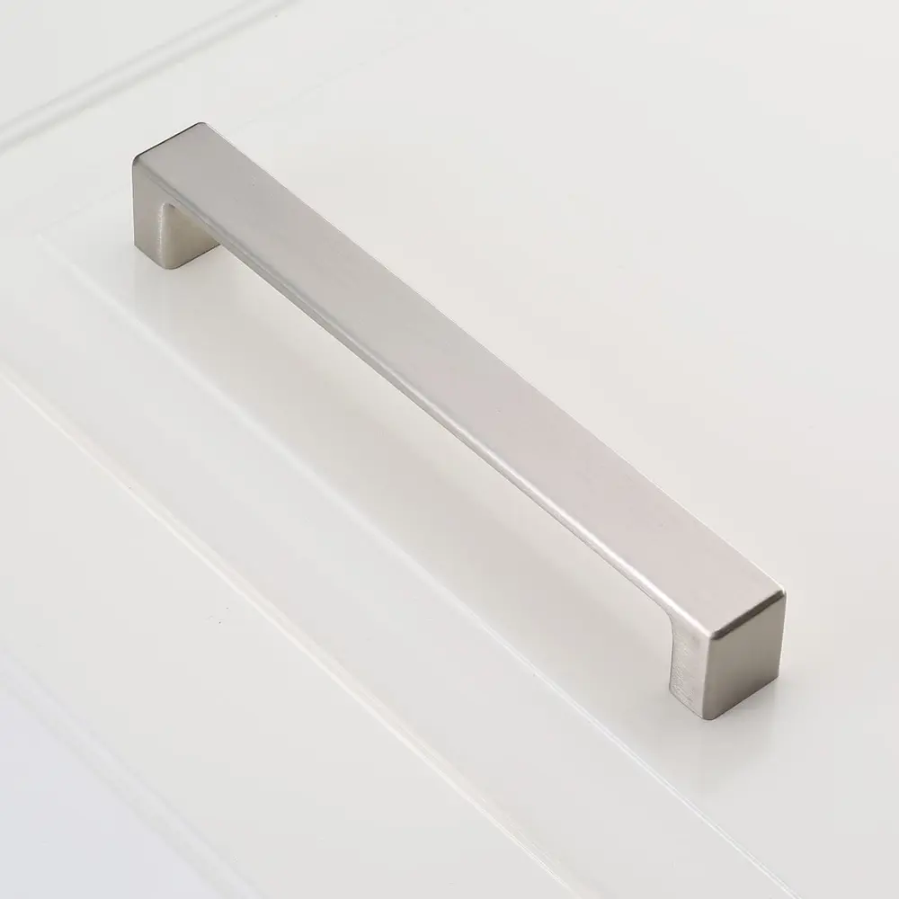 Фото 5 Мебельная ручка-скоба GTV MODENA инокс 128 мм Фото 5 Мебельная ручка-скоба GTV MODENA инокс 128 мм