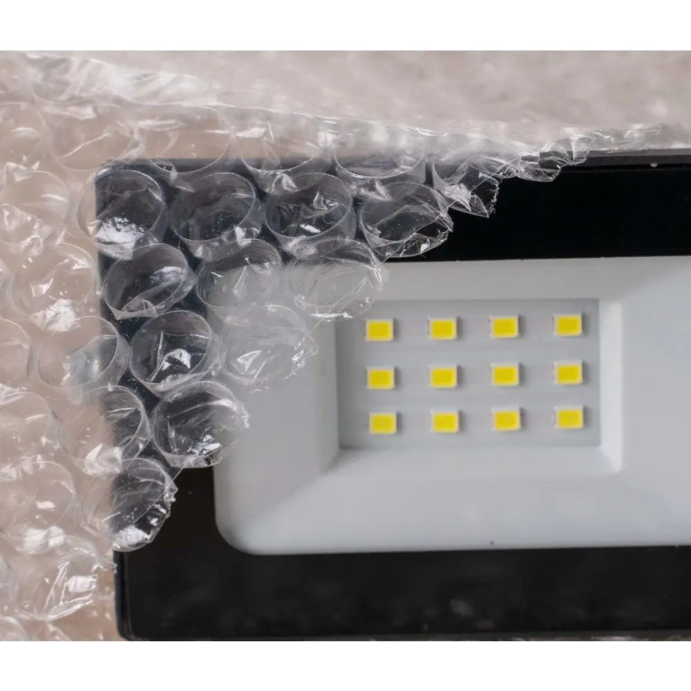 Фото 4 Воздушно-пузырчатая упаковочная пленка 1 шт 120x1000x0 см Pack Innovation IPVPPL2X1.210-1 полимерная пленка Фото 4 Воздушно-пузырчатая упаковочная пленка 1 шт 120x1000x0 см Pack Innovation IPVPPL2X1.210-1 полимерная пленка