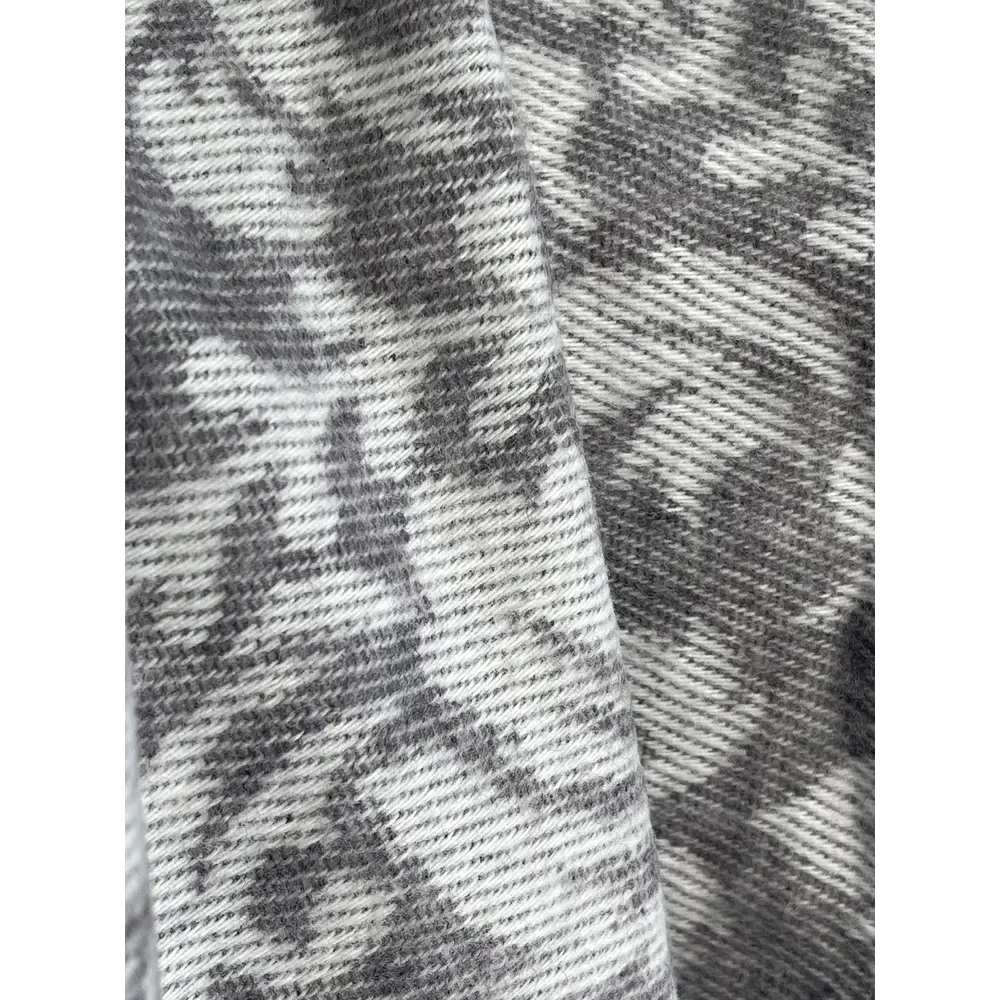 Фото Плед Эллис 200x150 см, полиэстер, цвет светло-серый Фото Плед Эллис 200x150 см, полиэстер, цвет светло-серый