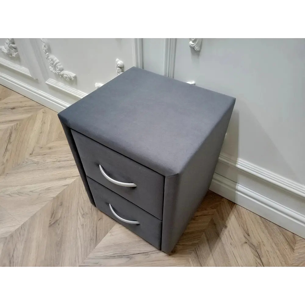 Фото 3 Тумба прикроватная DG-home Estetika Enigma 40x52x38 см 2 ящика ЛДСП цвет темно-серый Фото 3 Тумба прикроватная DG-home Estetika Enigma 40x52x38 см 2 ящика ЛДСП цвет темно-серый