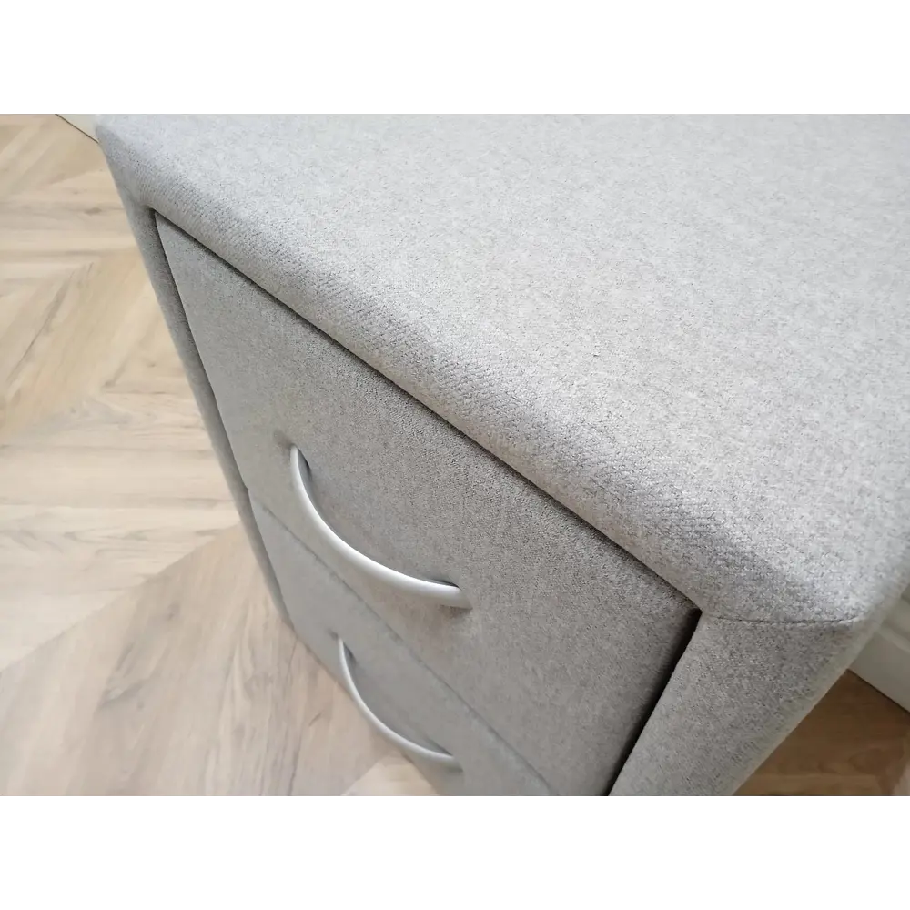 Фото 6 Тумба прикроватная DG-home Estetika Cardif 40x52x38 см 2 ящика ЛДСП цвет стальной серый Фото 6 Тумба прикроватная DG-home Estetika Cardif 40x52x38 см 2 ящика ЛДСП цвет стальной серый