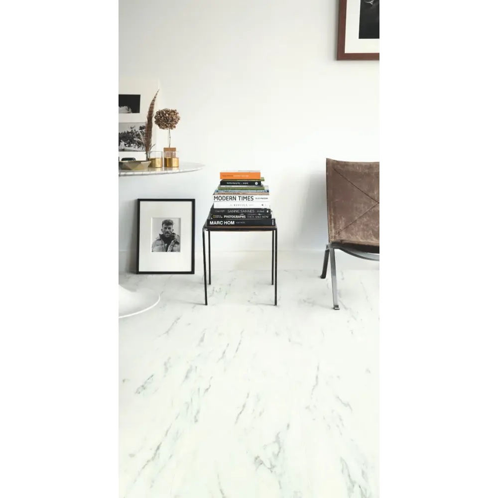 Фото 3 ПВХ плитка Quick Step Мрамор каррарский белый 32 класс толщина 4.5 мм 2.08 м², цена за упаковку Фото 3 ПВХ плитка Quick Step Мрамор каррарский белый 32 класс толщина 4.5 мм 2.08 м², цена за упаковку