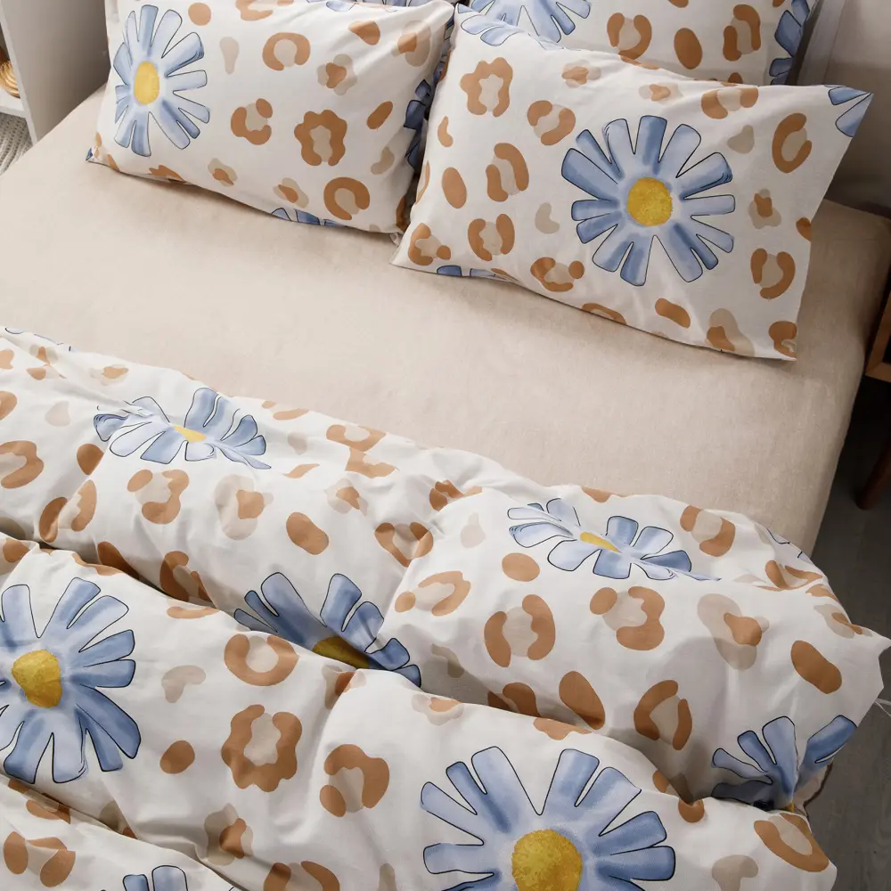 Фото 6 Комплект постельного белья Веселина Цветы Лео евро 2 наволочки 50x70, бязь, разноцветный