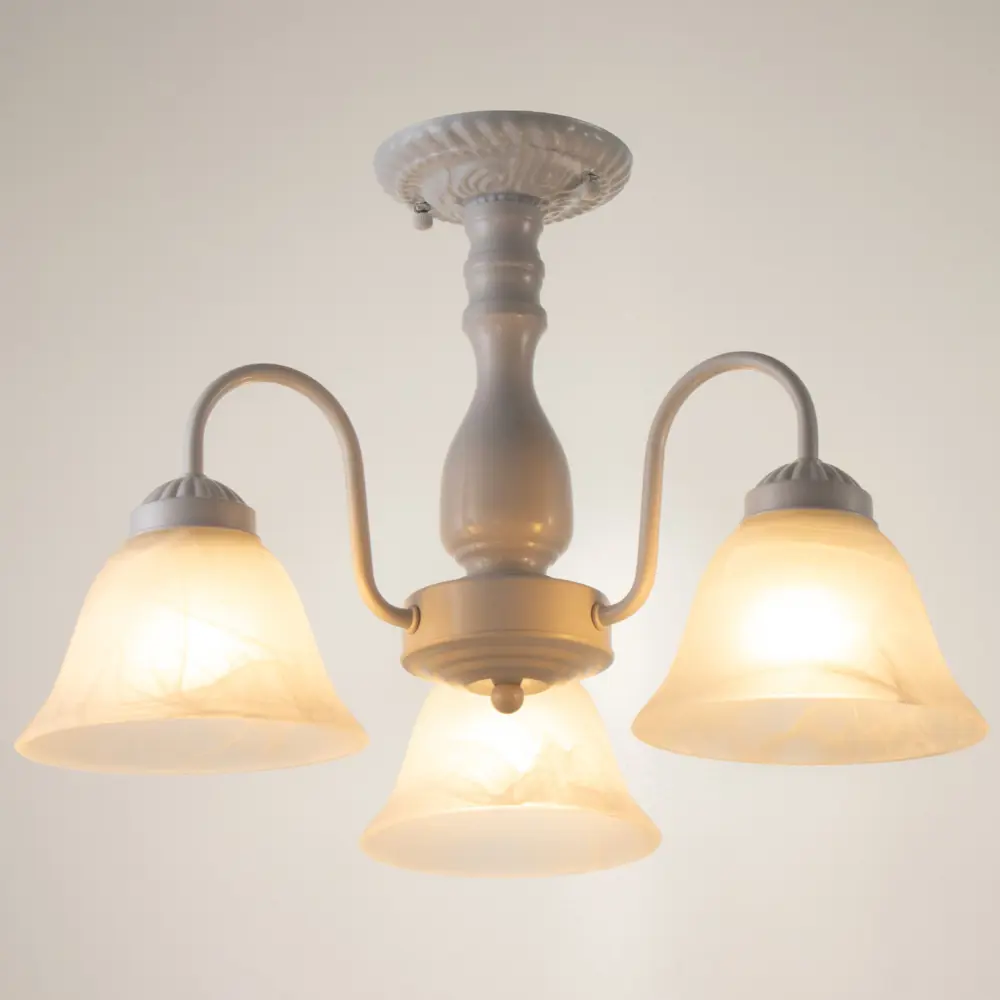 Фото 2 Светильник подвесной BAYERLUX 7915032 Классика 3 лампы 9 м² цвет белый Фото 2 Светильник подвесной BAYERLUX 7915032 Классика 3 лампы 9 м² цвет белый