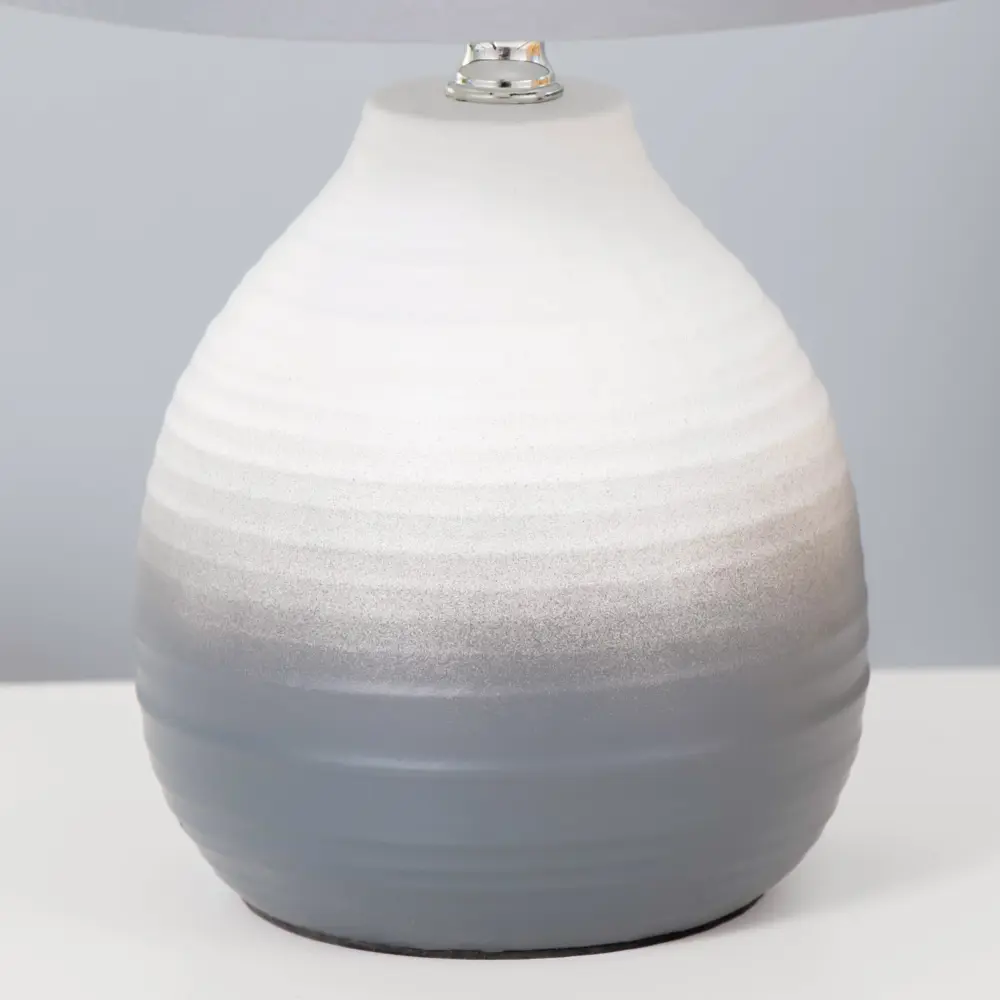 Фото 5 Настольная лампа RISALUX 9107935 цвет белый Фото 5 Настольная лампа RISALUX 9107935 цвет белый