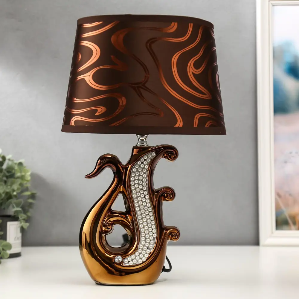 Фото Настольная лампа RISALUX 5354711 цвет жёлтый золотой Фото Настольная лампа RISALUX 5354711 цвет жёлтый золотой