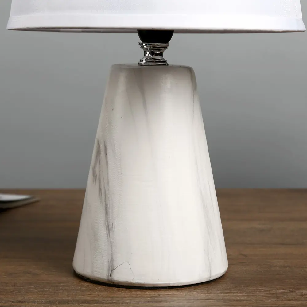 Фото 4 Настольная лампа RISALUX 4301235 цвет белый Фото 4 Настольная лампа RISALUX 4301235 цвет белый