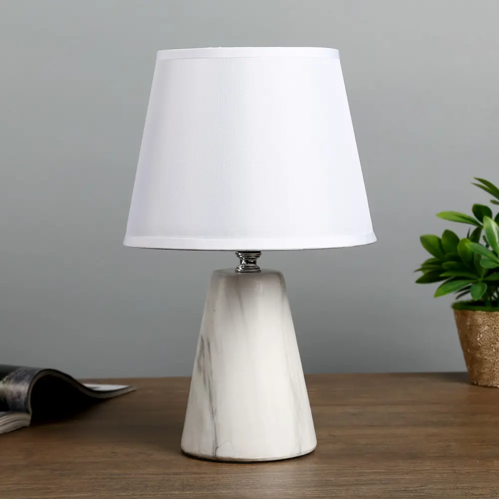 Фото Настольная лампа RISALUX 4301235 цвет белый Фото Настольная лампа RISALUX 4301235 цвет белый