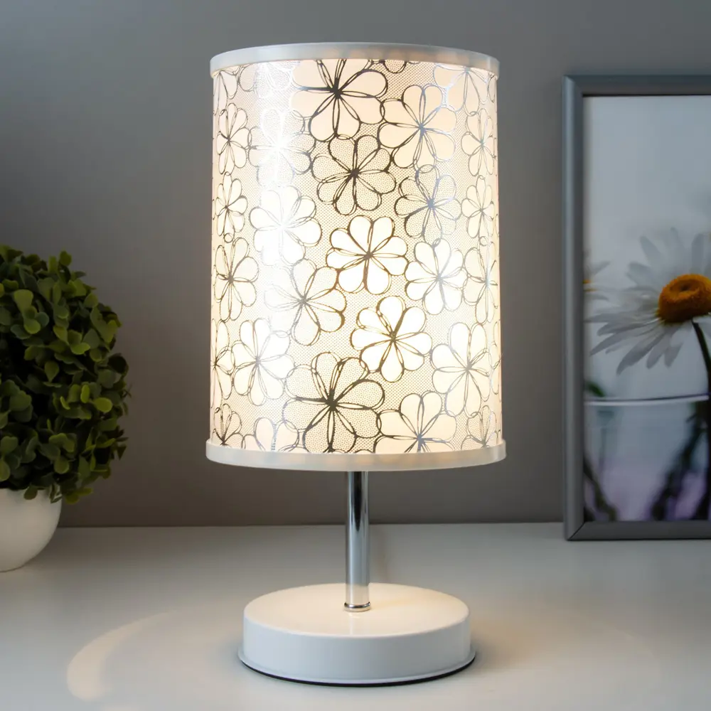 Фото 2 Настольная лампа RISALUX 4063743 цвет белый Фото 2 Настольная лампа RISALUX 4063743 цвет белый