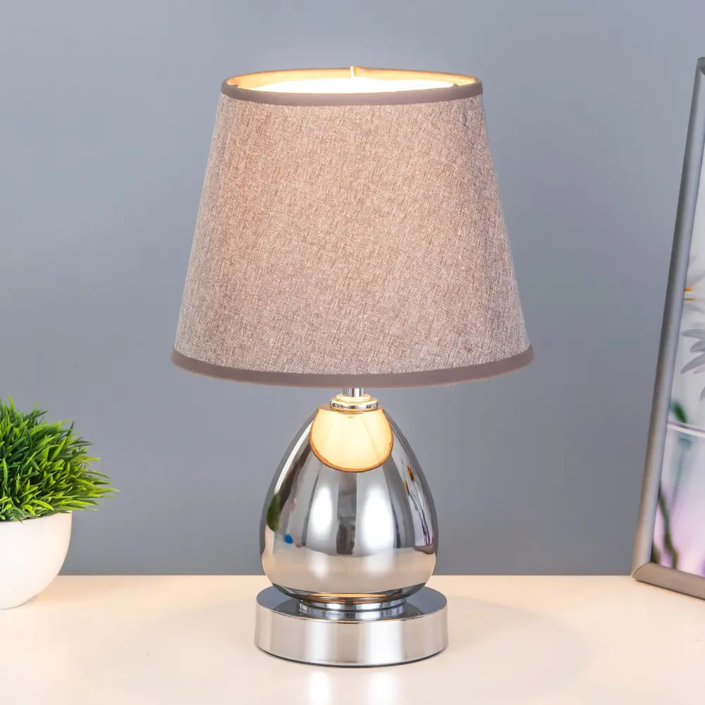 Фото 2 Настольная лампа RISALUX F761TT-840 9346646 цвет серый серебристый Фото 2 Настольная лампа RISALUX F761TT-840 9346646 цвет серый серебристый