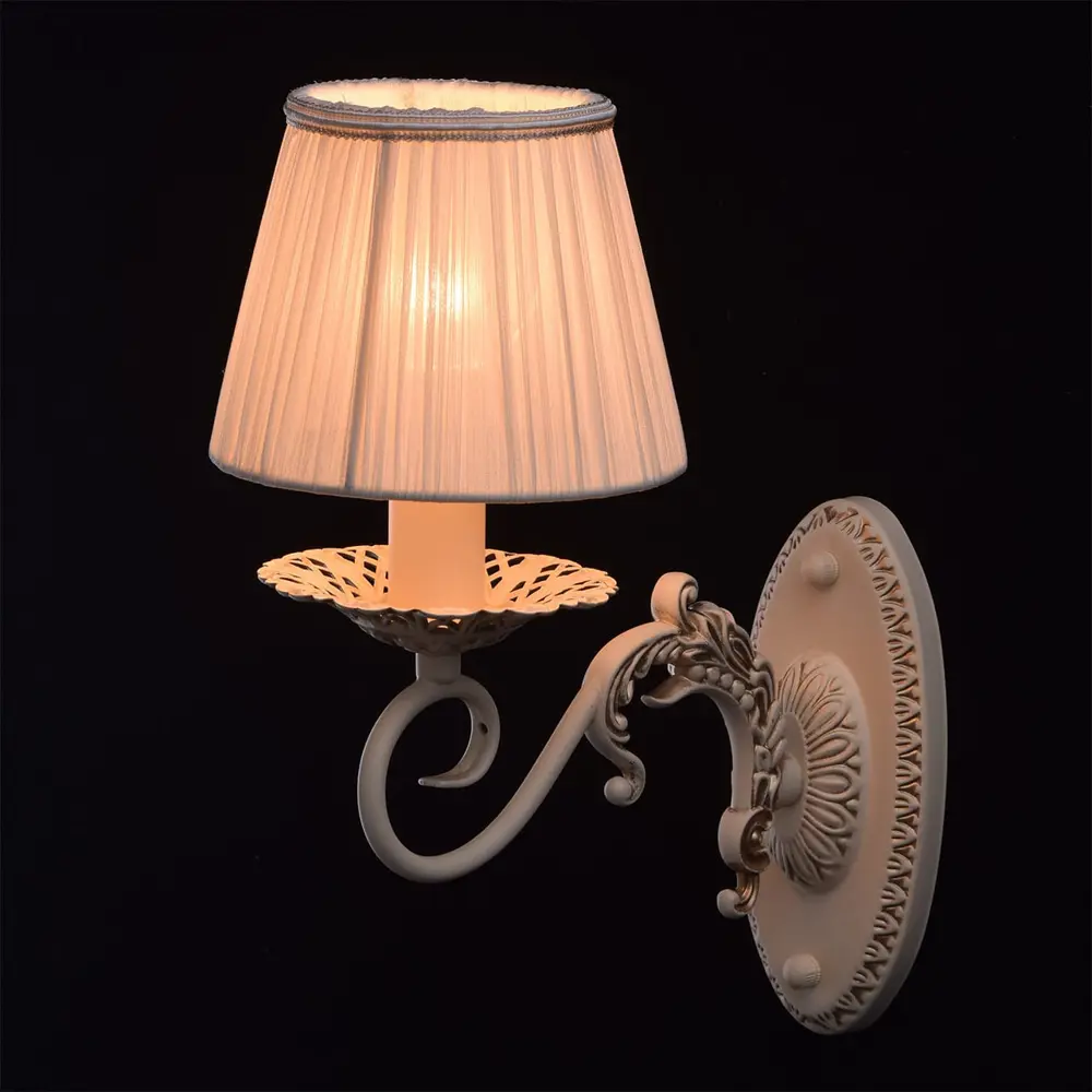 Фото 4 Настенный светильник MW-LIGHT 450024001 цвет белый Фото 4 Настенный светильник MW-LIGHT 450024001 цвет белый