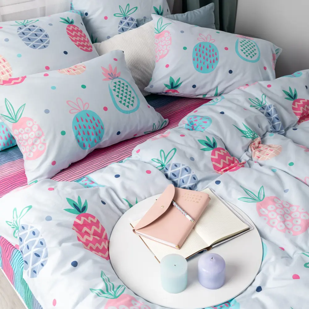 Фото 3 Комплект постельного белья Веселина Pineapple евро бязь 70x70 см, разноцветный