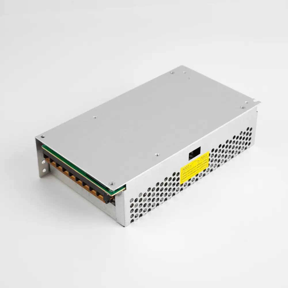 Фото 4 Блок питания GENERAL LIGHTING SYSTEMS 7018801 для светодиодной ленты 12 В 250 Вт IP20 Фото 4 Блок питания GENERAL LIGHTING SYSTEMS 7018801 для светодиодной ленты 12 В 250 Вт IP20