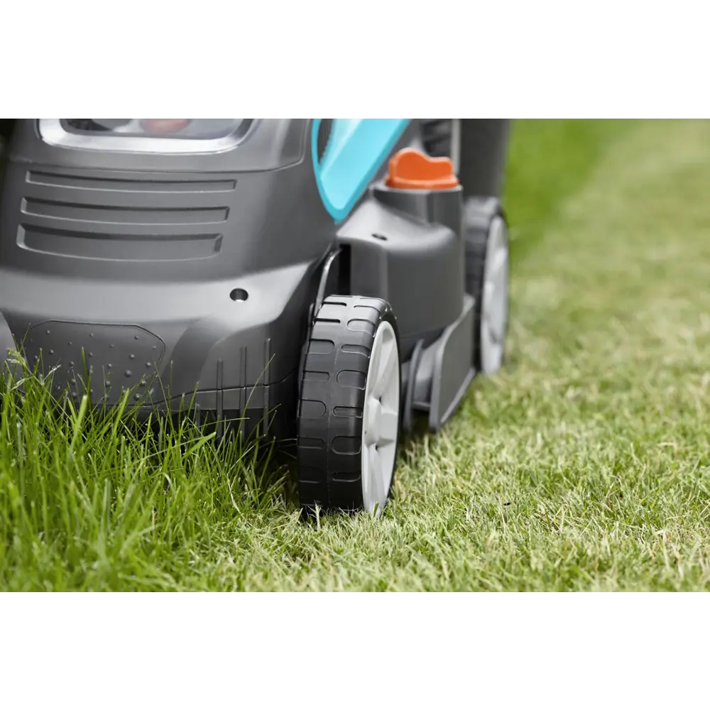 Фото 7 Газонокосилка аккумуляторная Gardena PowerMax Li-18/32 05039-55.000.00 Фото 7 Газонокосилка аккумуляторная Gardena PowerMax Li-18/32 05039-55.000.00