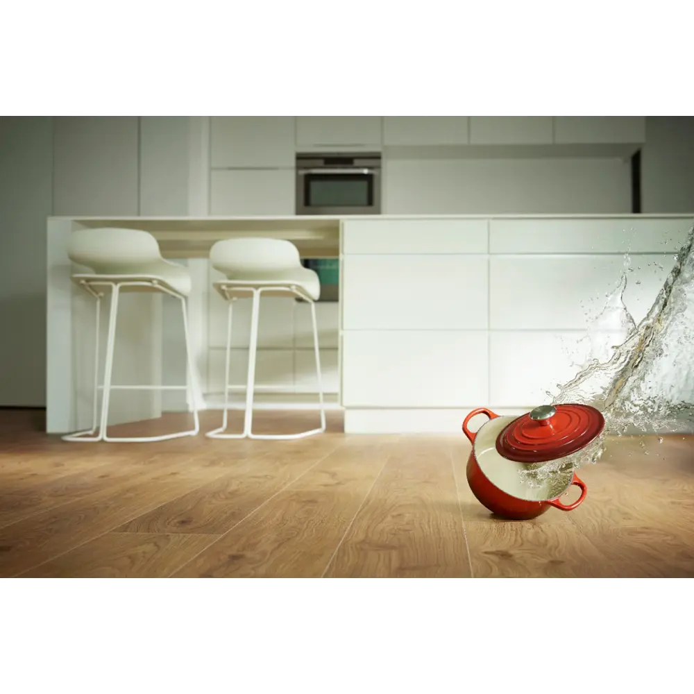 Фото ПВХ плитка Quick Step Дуб коттедж натуральный 33 класс толщина 5 мм 2.128 м², цена за упаковку Фото ПВХ плитка Quick Step Дуб коттедж натуральный 33 класс толщина 5 мм 2.128 м², цена за упаковку