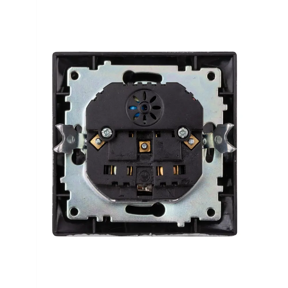 Фото 4 Розетка встраиваемая Tdm electric Лама SQ1815-0669 с заземлением 2 USB цвет старинное серебро Фото 4 Розетка встраиваемая Tdm electric Лама SQ1815-0669 с заземлением 2 USB цвет старинное серебро