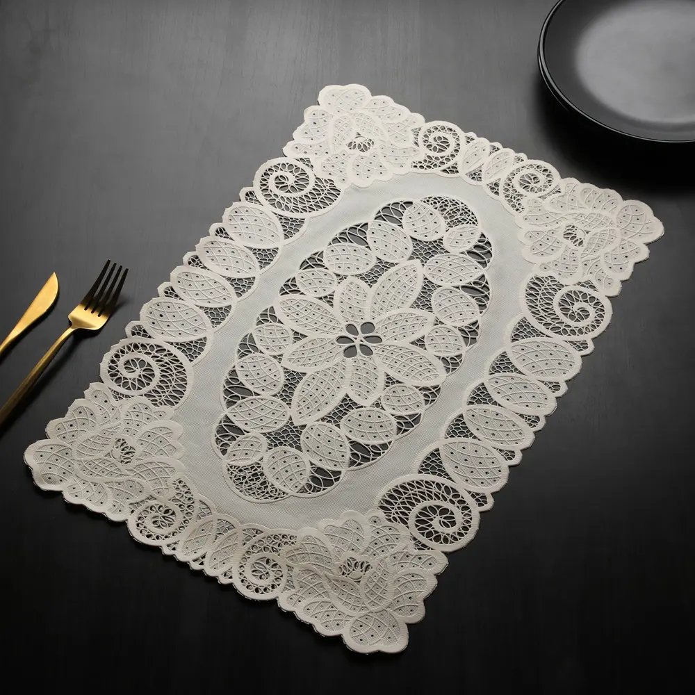 Фото 2 Набор салфеток ажурных Доляна «Букет» 4 шт 46х30 см ПВХ цвет бежевый